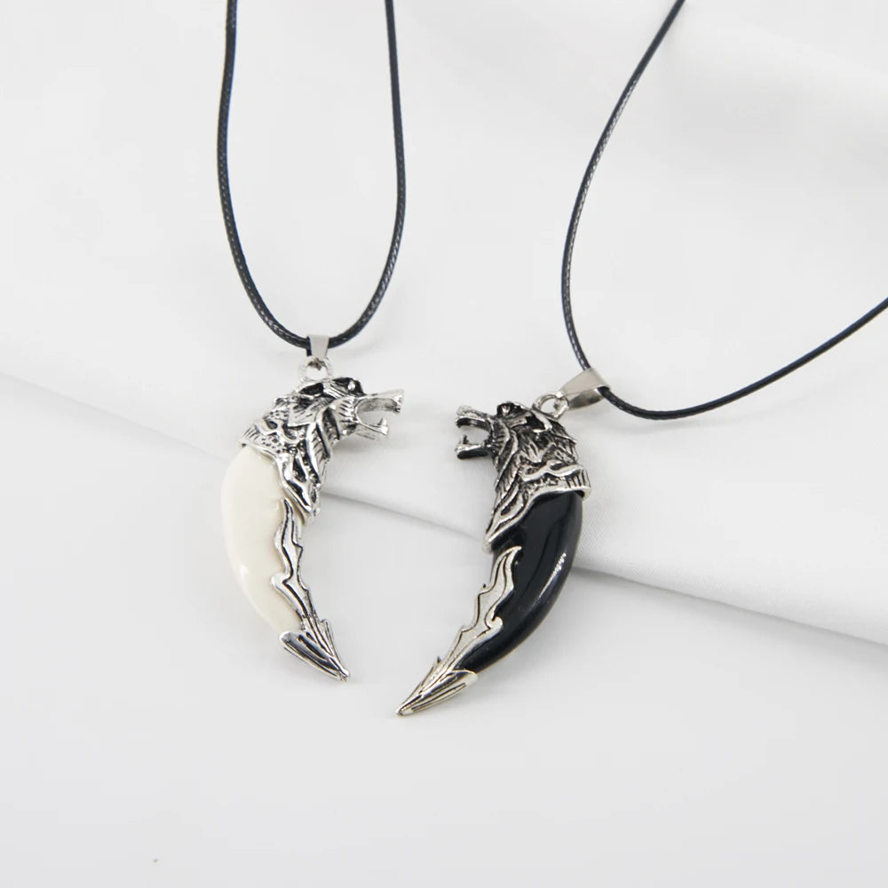 Men's Mali Necklace - Curved Fang