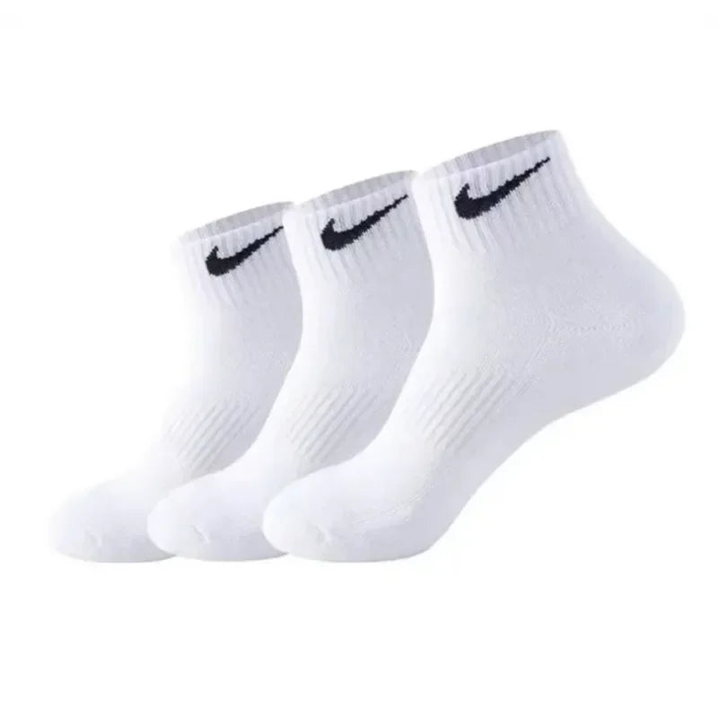 Nike Unisex White-Black 3-Pair Socks