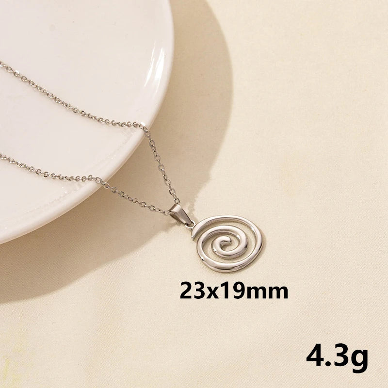 Men's Mali Necklace - Punk Shark