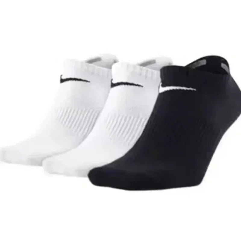 Nike Unisex White-Black 3-Pair Socks