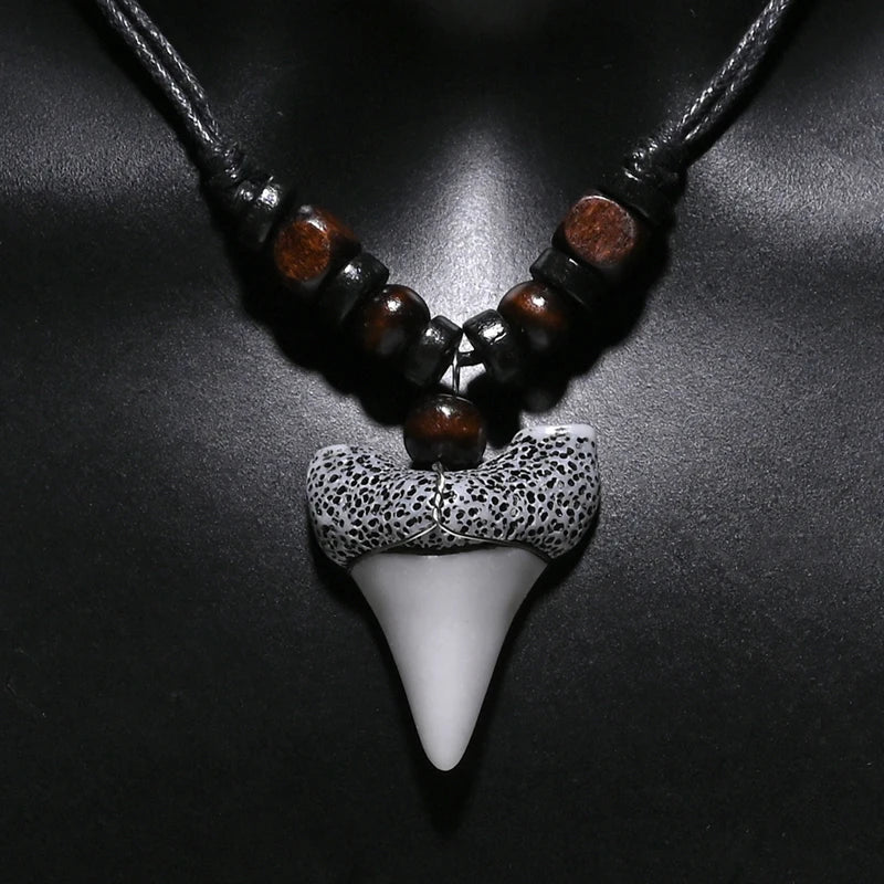 Men's Mali Necklace - Large Shark Tooth