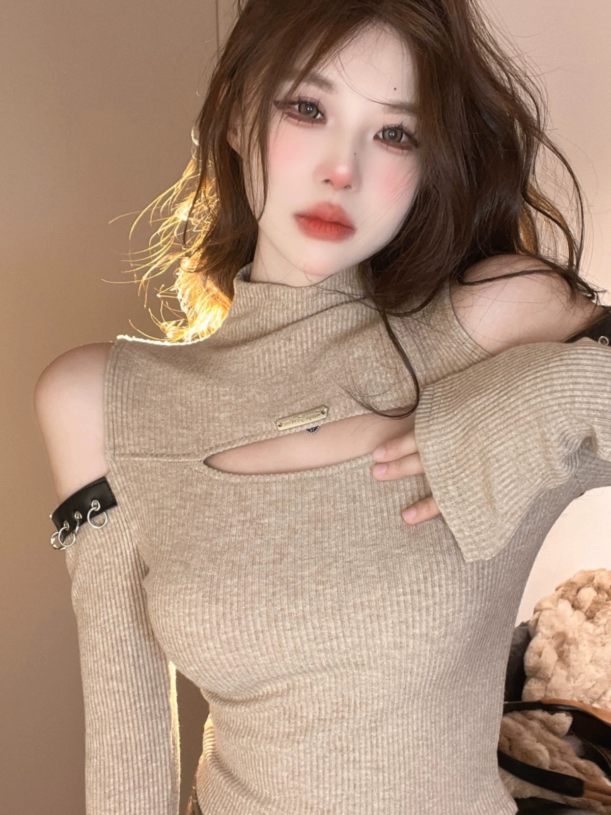 Off-the-Shoulder Autumn and Winter Sexy Half-High Collar Long Sleeves Small Top