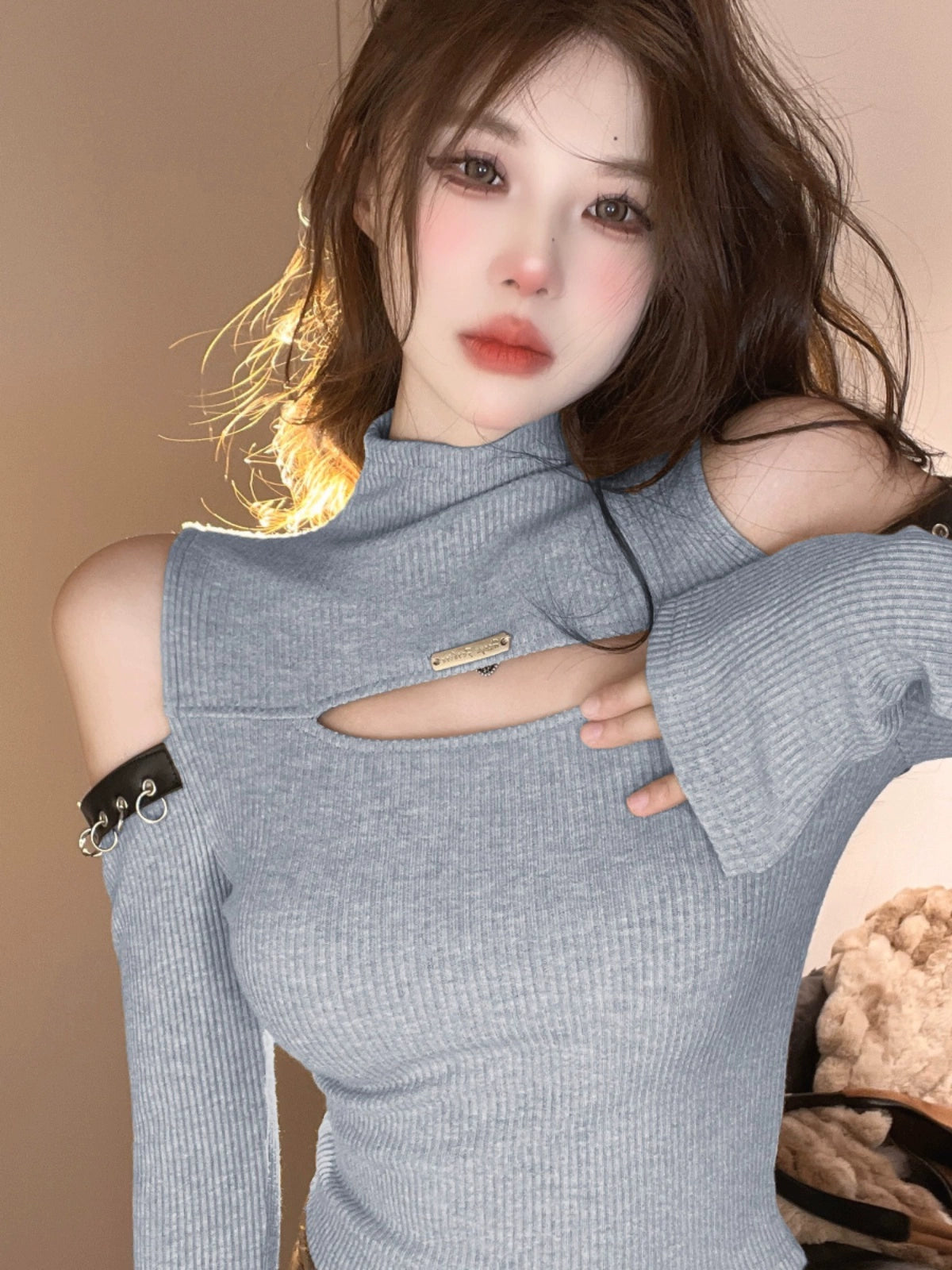 Off-the-Shoulder Autumn and Winter Sexy Half-High Collar Long Sleeves Small Top