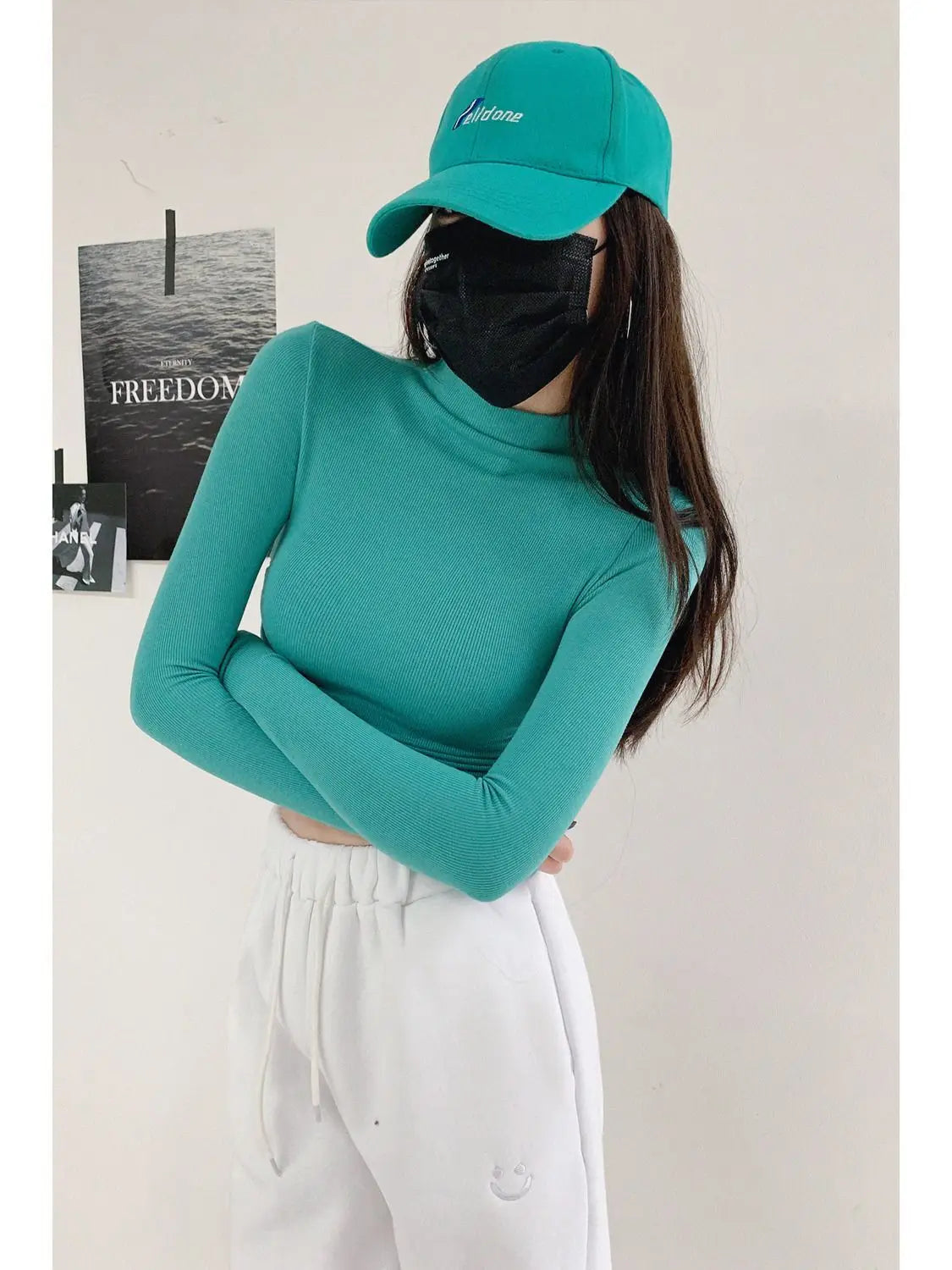 Y2K Korean Cropped Turtleneck