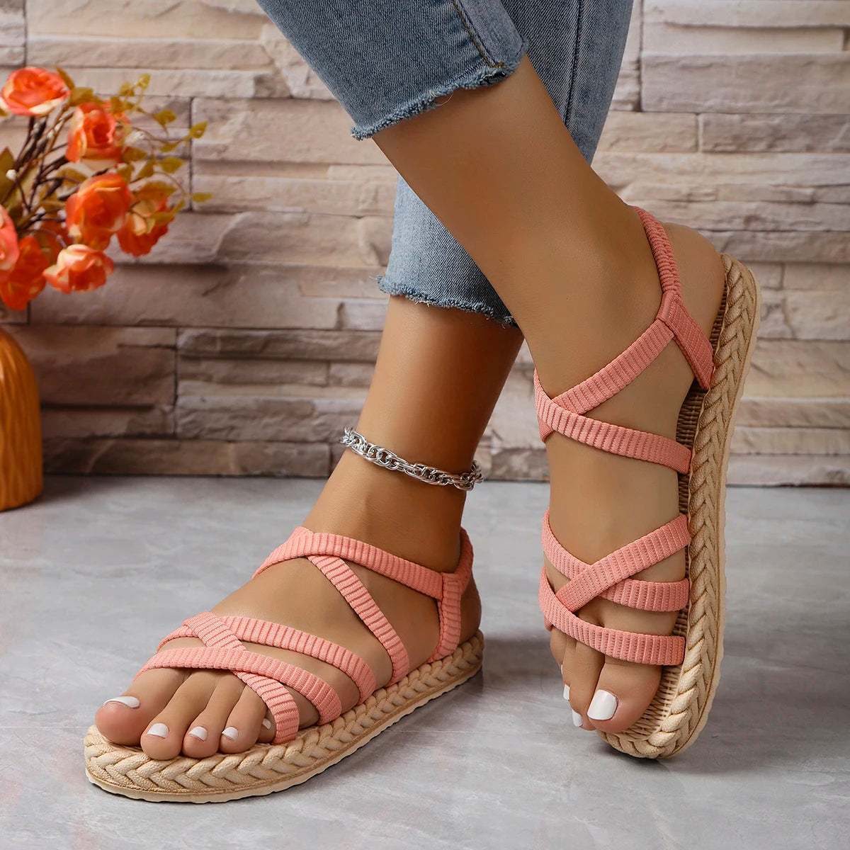 Women's fashion trend anti-slip wear strap flat sandals