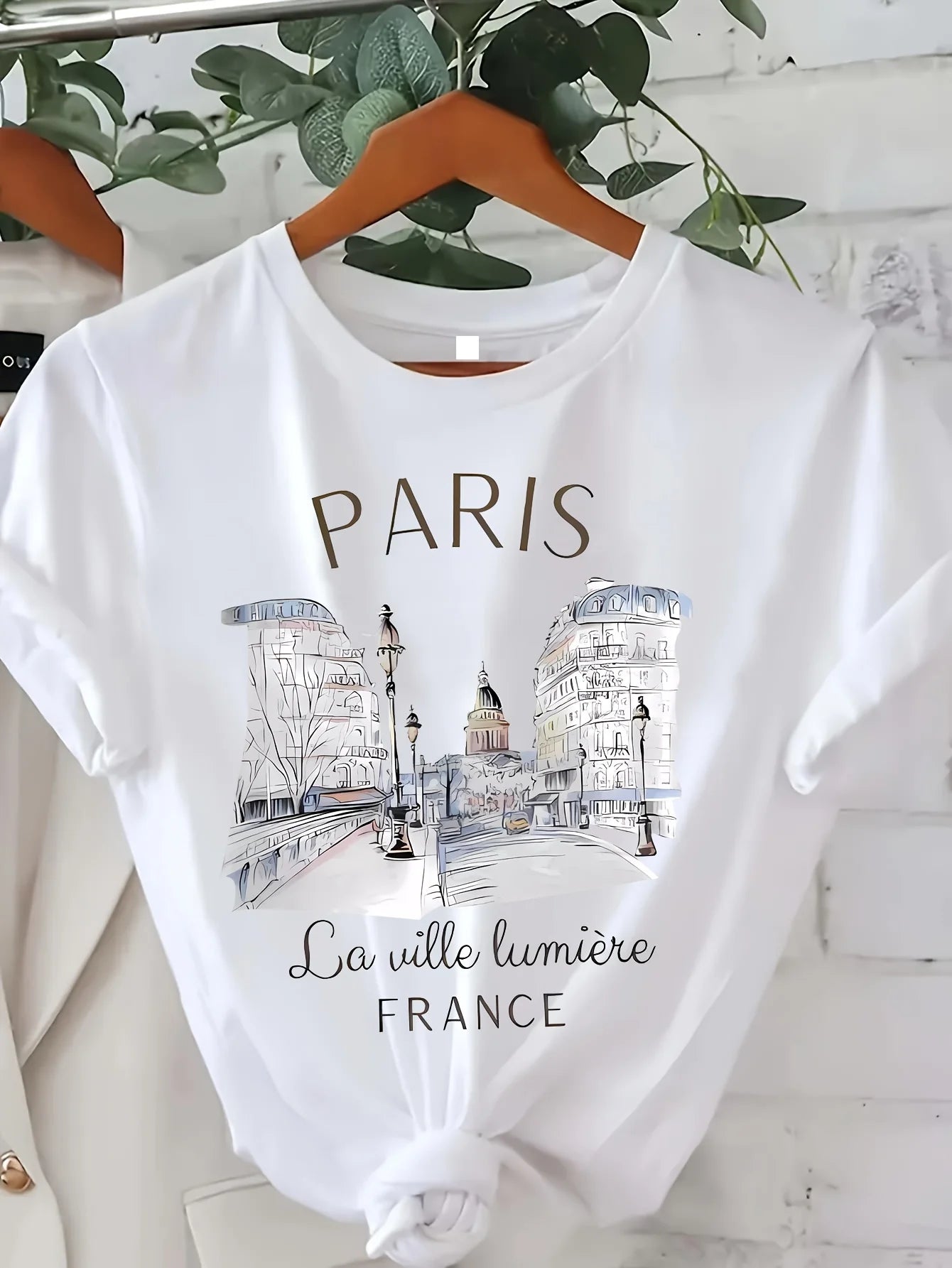 PARIS - Women's Graphic T-Shirt