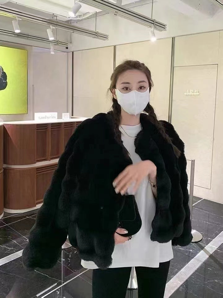 White Fur Coat for Women 2023 Autumn and Winter New Style Short Imitation Fur Plush Collarless Top Short Top Warm and Trend